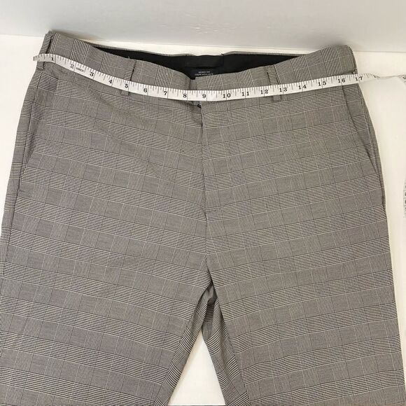 H&M | size 32| gingham print| casual | career wear - Picture 7 of 13